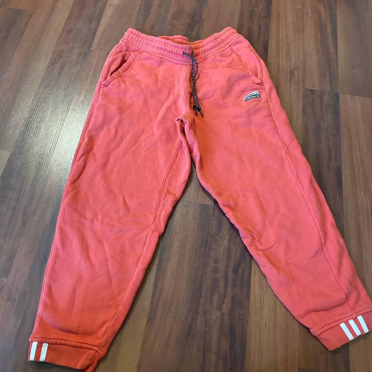 Brand adidas Size medium Color peach Gently