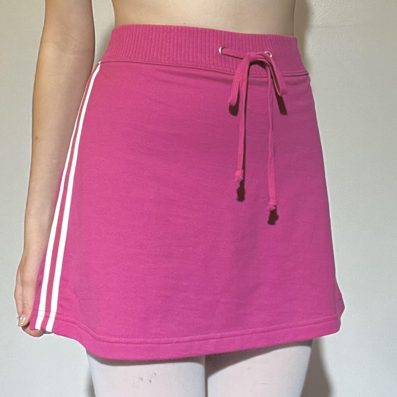 Hot pink hotsell skirt 90s