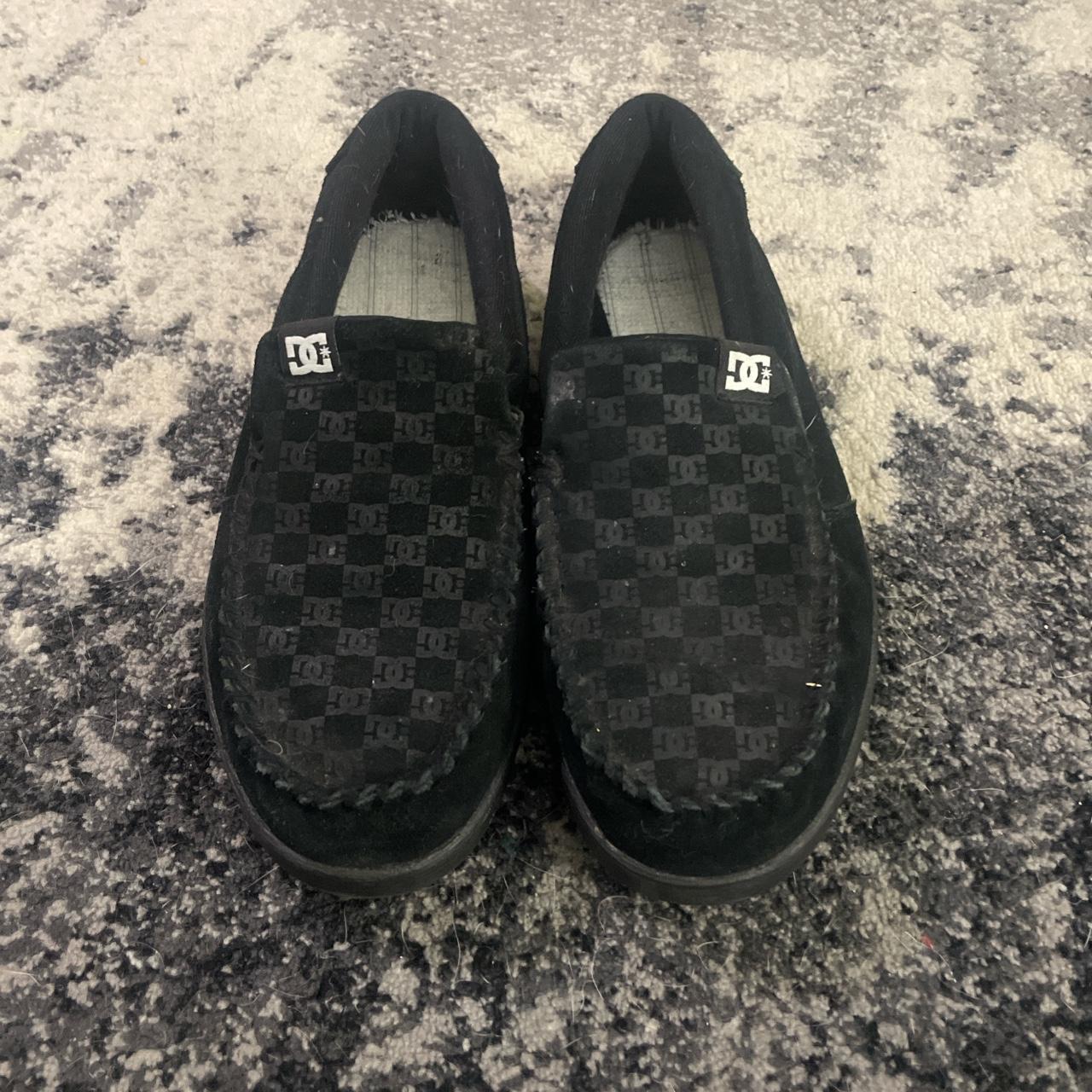 Black dc loafers -no insole -pretty worn -little messy - Depop