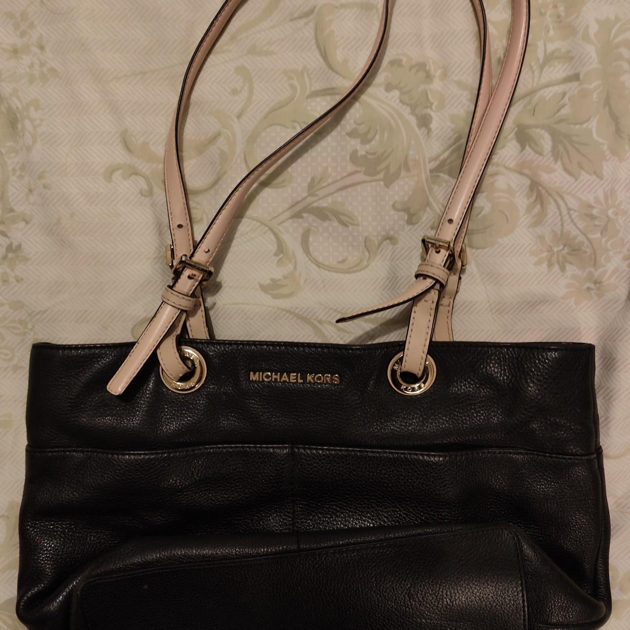 Michael kors deals black signature purse