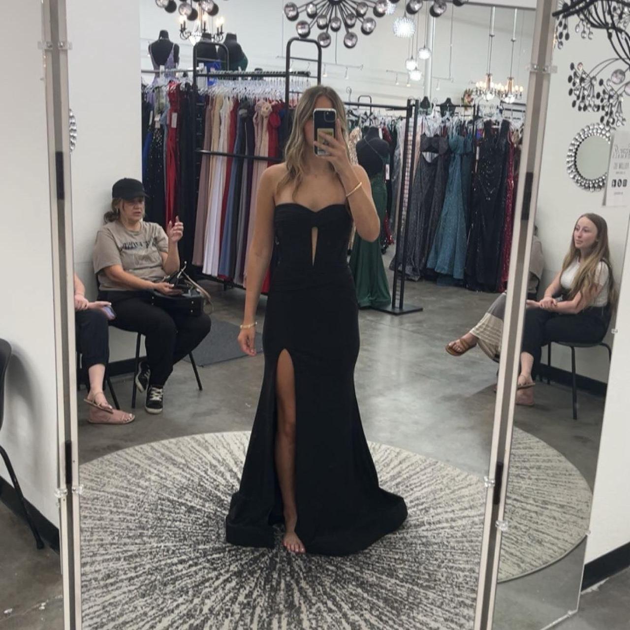 item listed by elizabethaviana10