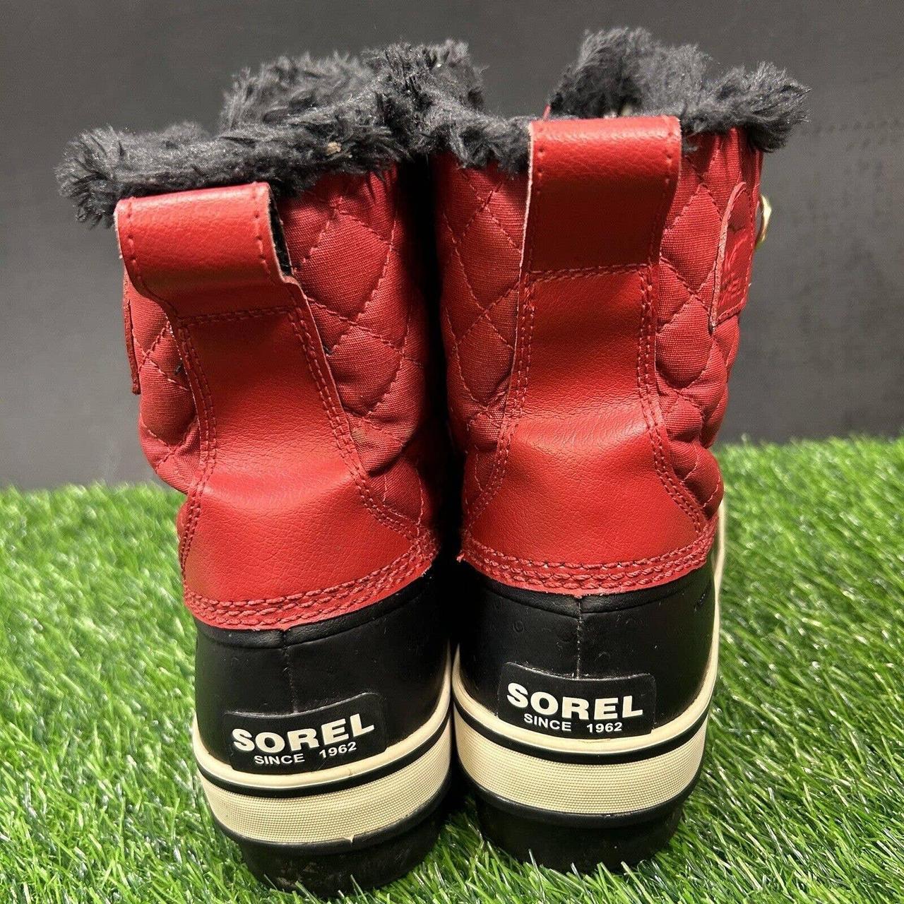 Sorel red hot sale