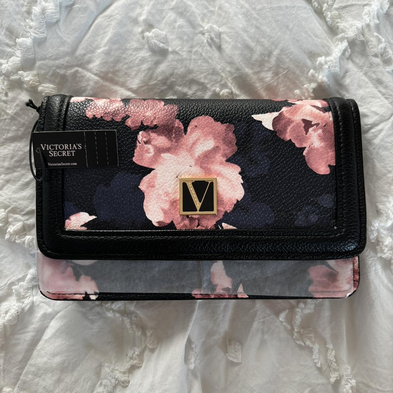 バックもかわいい☆Victoria's Secret☆ PINK バンドゥセット NWT VICTORIA'S SECRET HEART CROSSBODY BAG PINK SOLDOUT | eBay