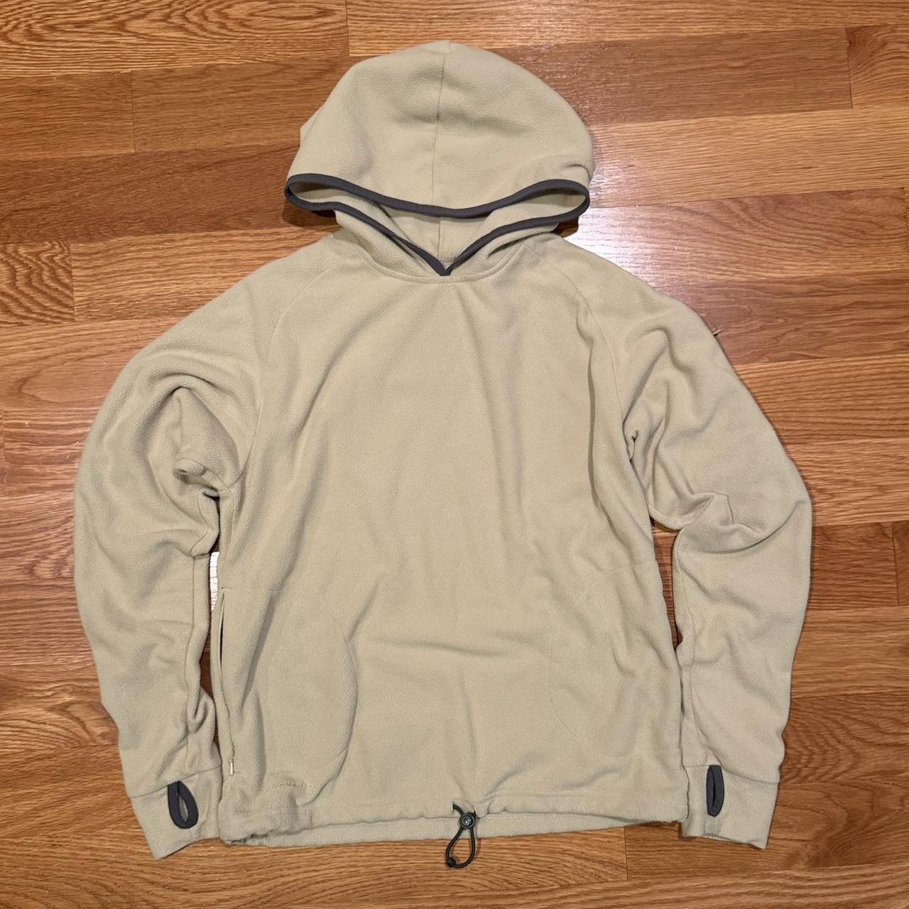 acg pullover