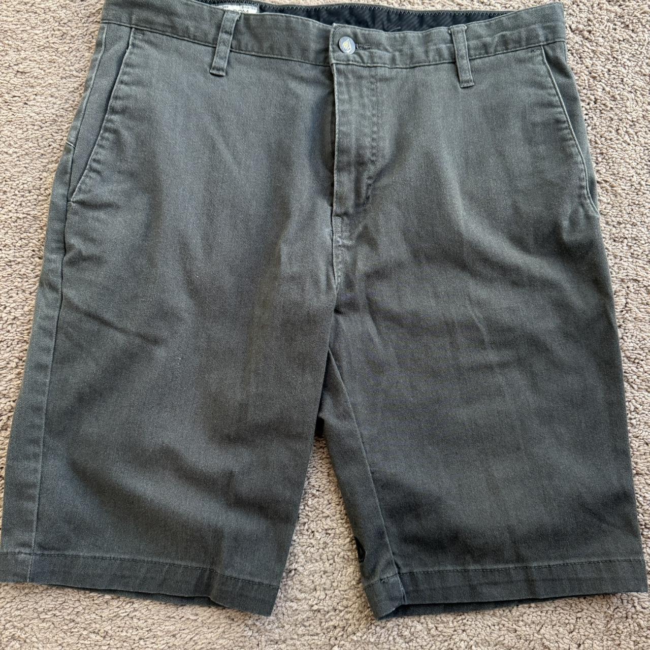 Volcom Men's Shorts - Grey - 32" – Volcom charcoa… - image 1