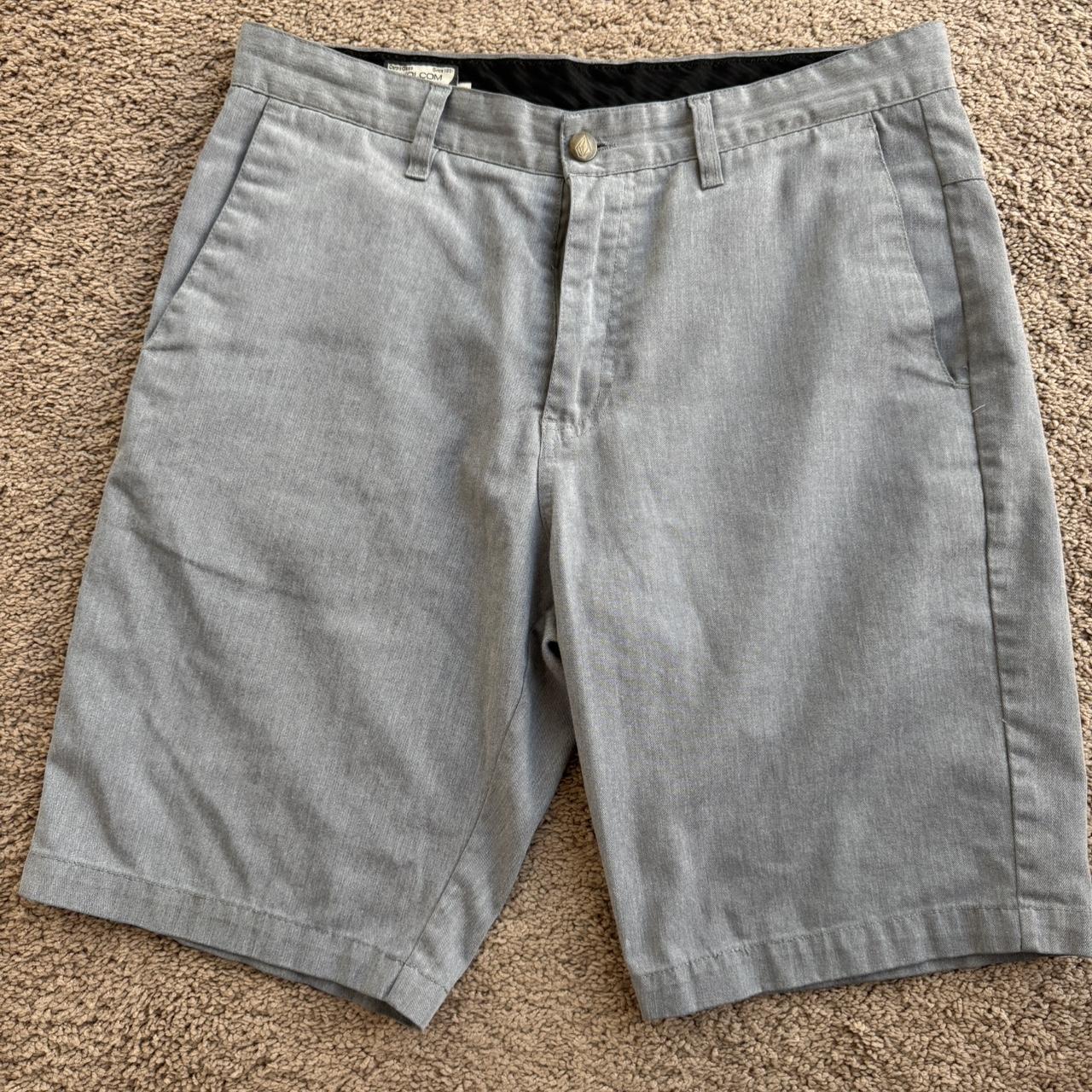 Volcom Men's Shorts - Grey - 32" – Volcom light g… - image 1