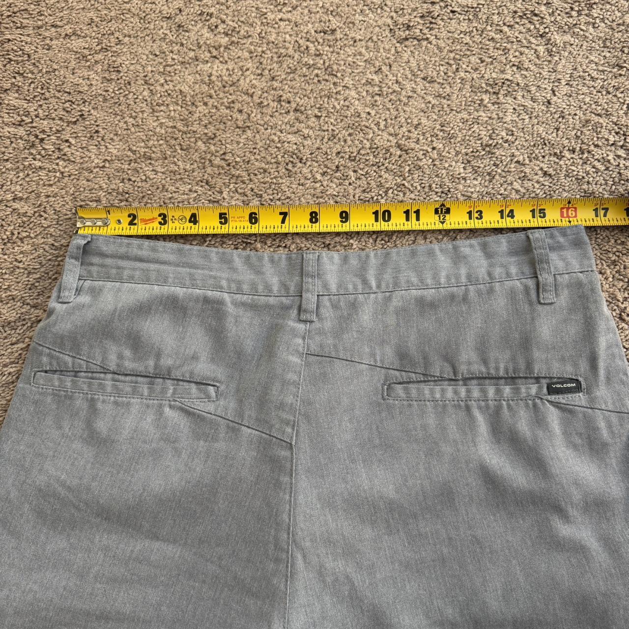 Volcom Men's Shorts - Grey - 32" – Volcom light g… - image 5