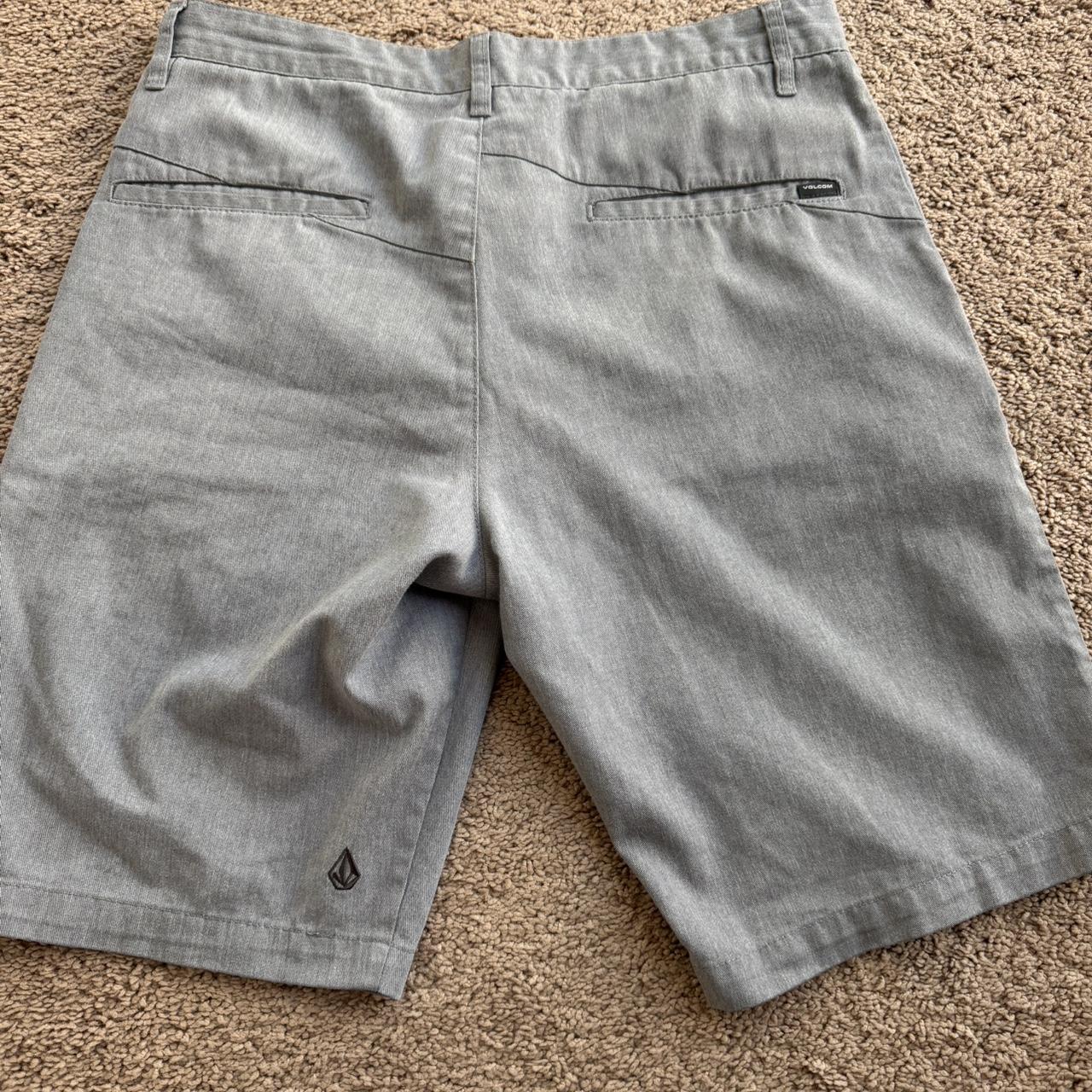 Volcom Men's Shorts - Grey - 32" – Volcom light g… - image 2