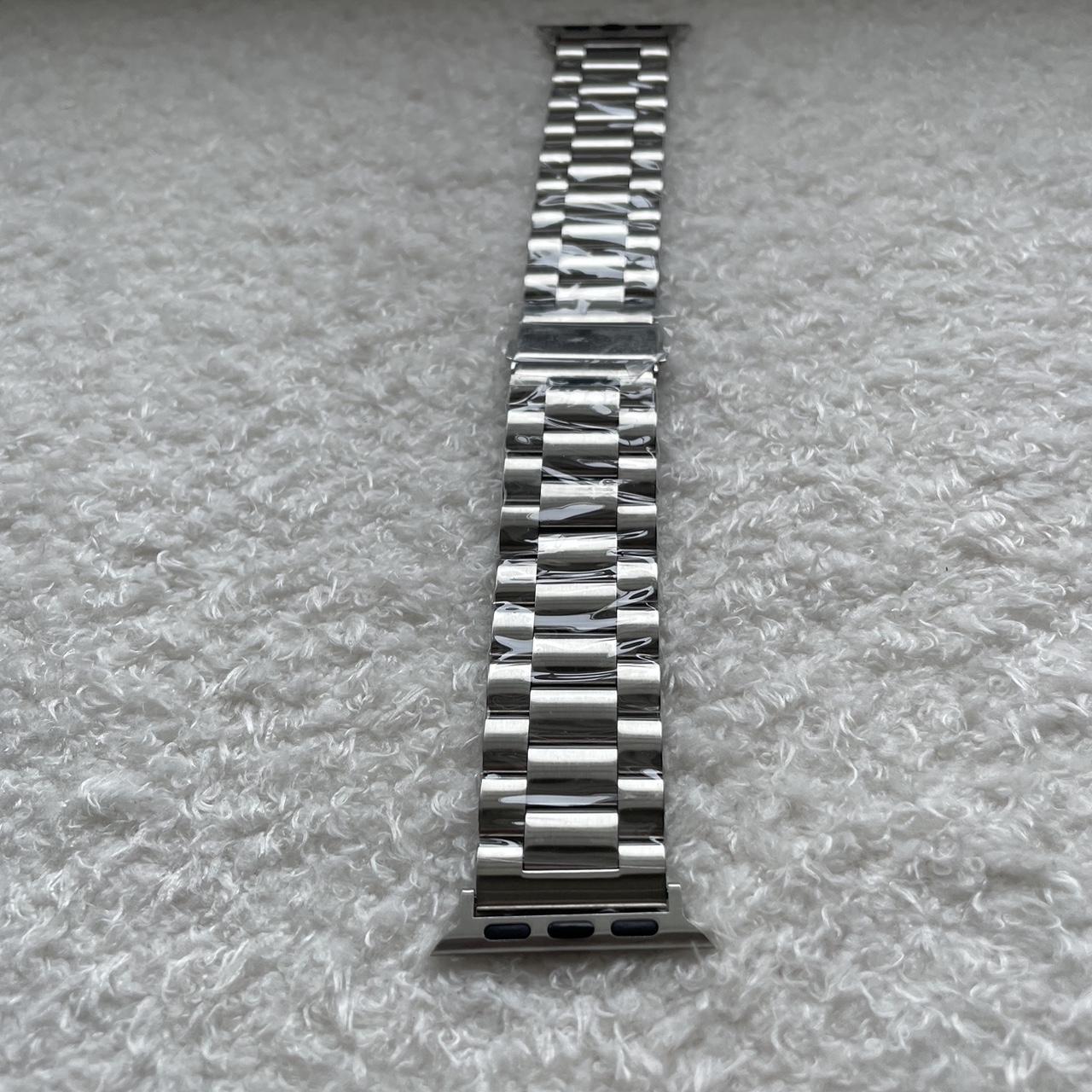 Silver Apple Watch band stainless steel size 38/40mm Depop