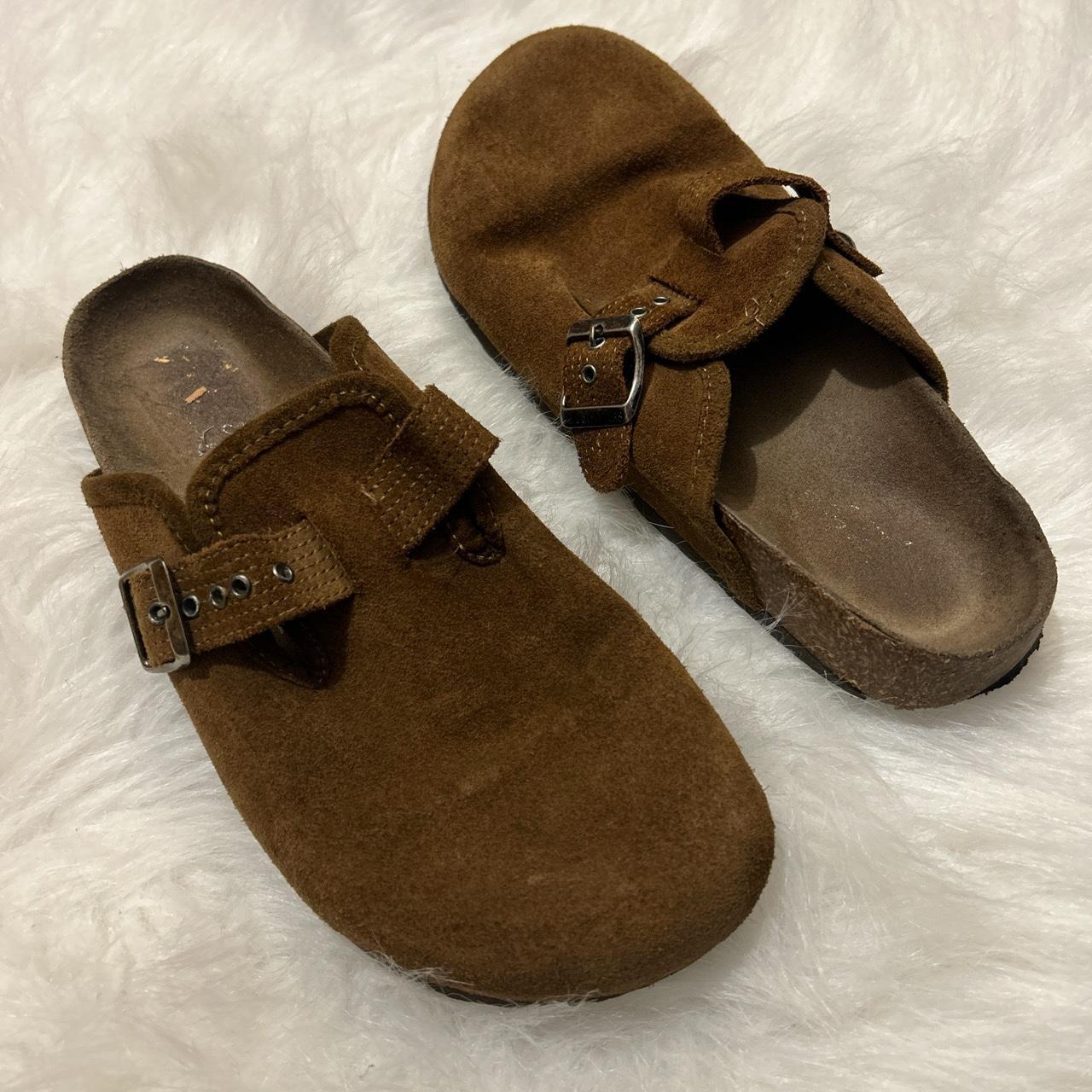 Suede clogs deals american eagle