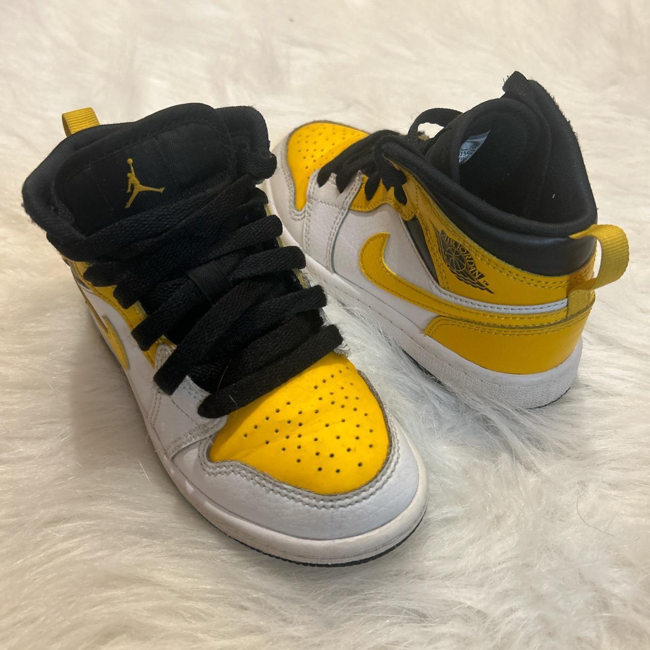 footasylum jordan 1 junior