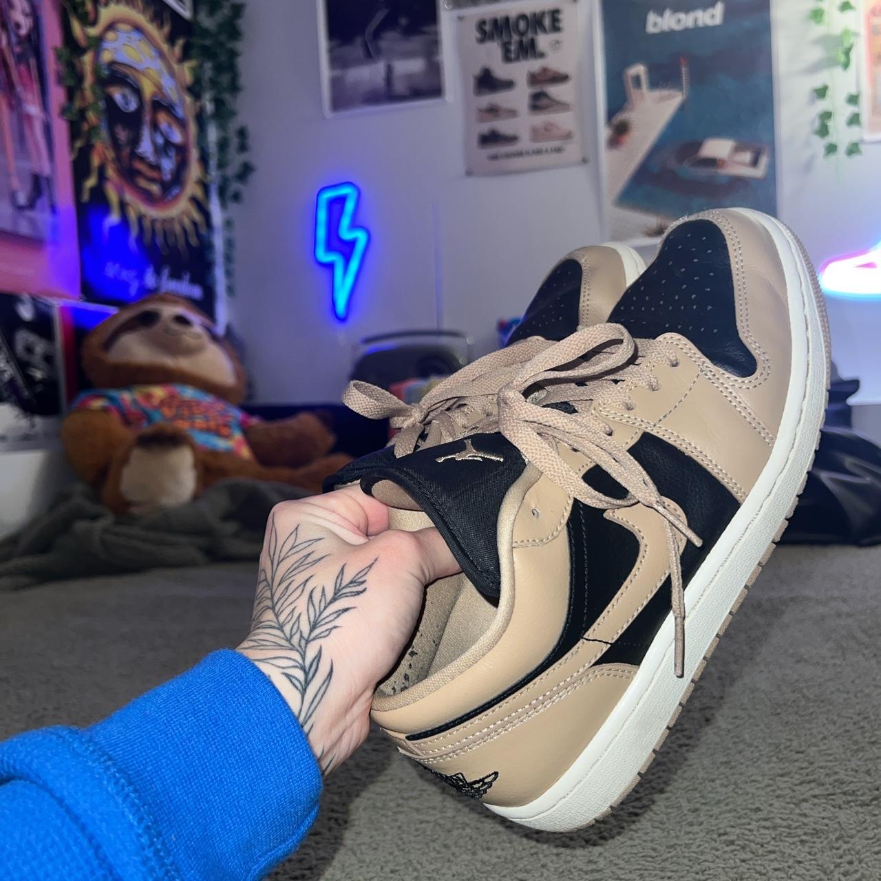 low jordans beige