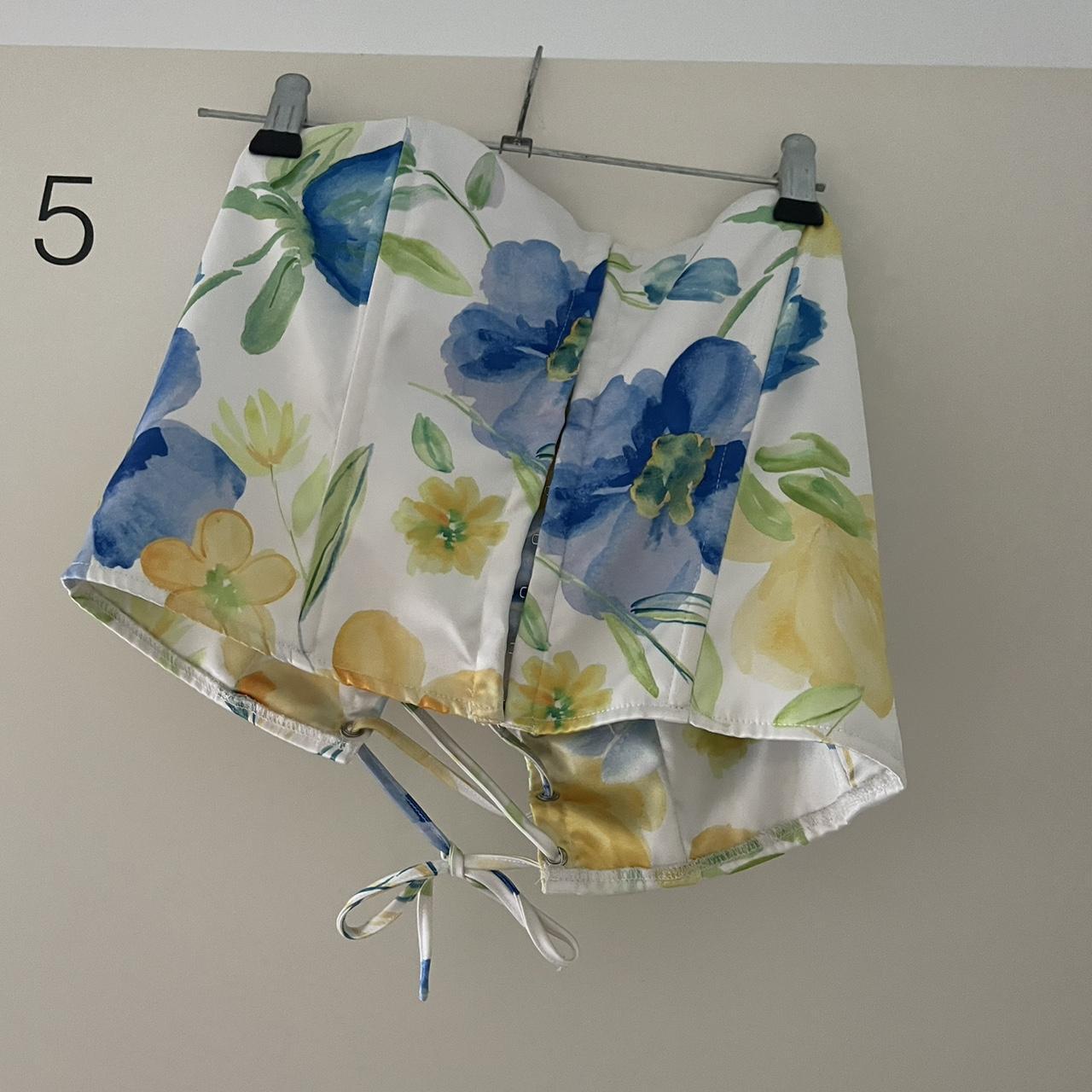 Glassons/size 10adjustable/floral corset Depop