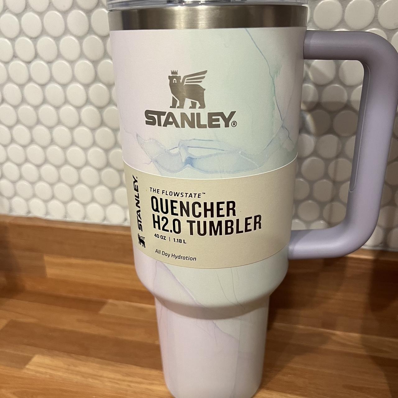 Light purple 30 oz Stanley tumbler cup. Was used - Depop