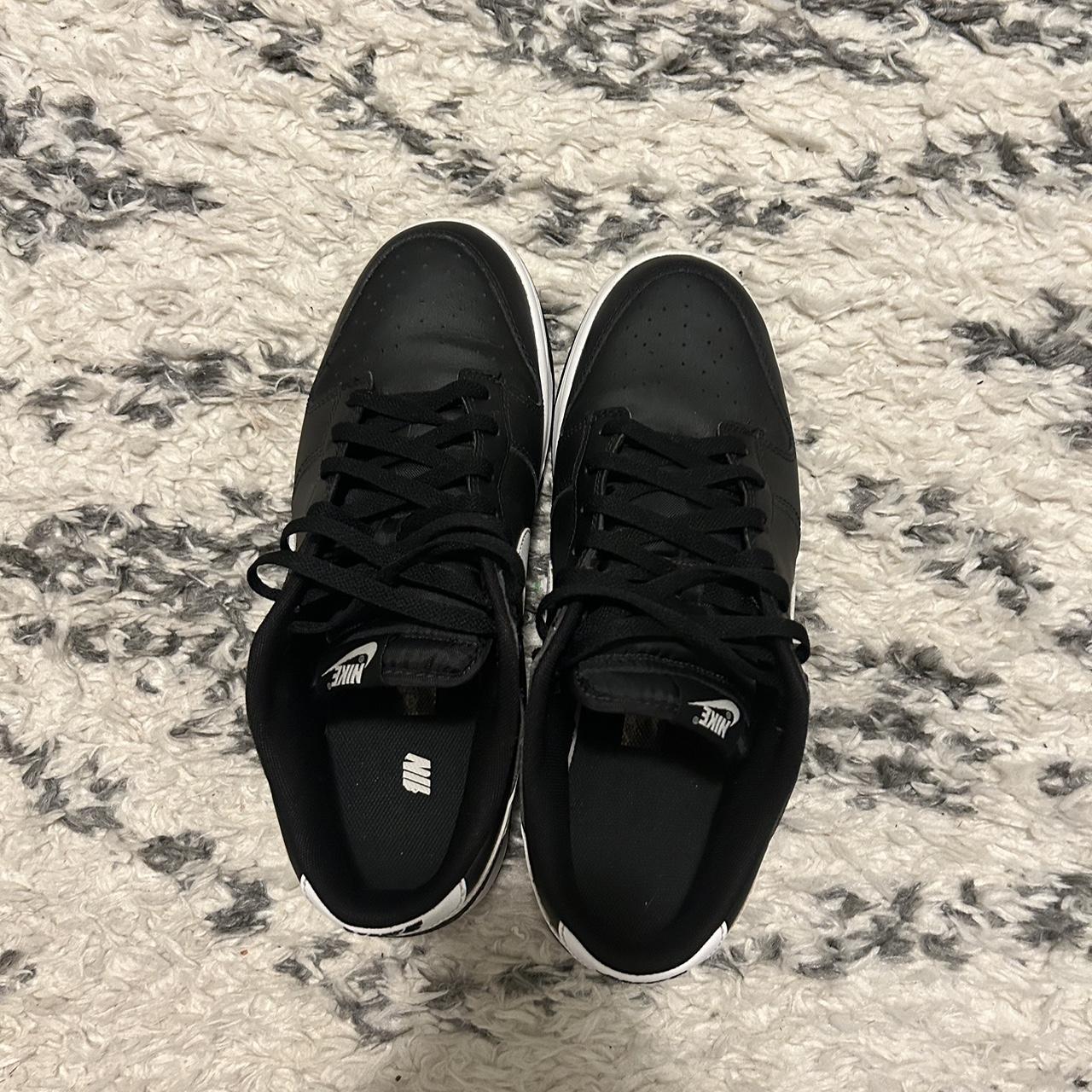 Nike Men's Black and White Trainers