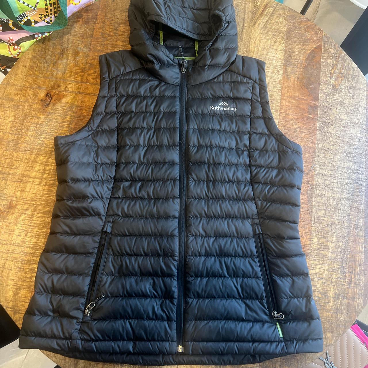 Woman’s Kathmandu puffer vest in new condition. Size 14 Depop