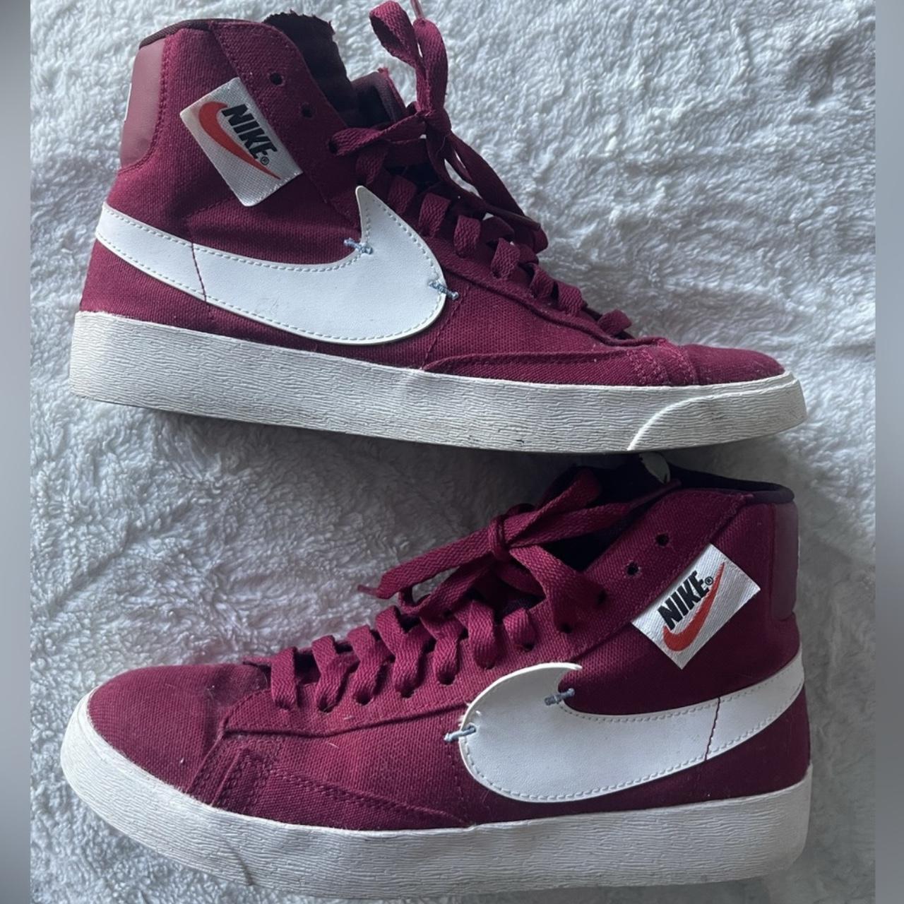 Nike Blazers Mid 77 women s size 8 burgundy with