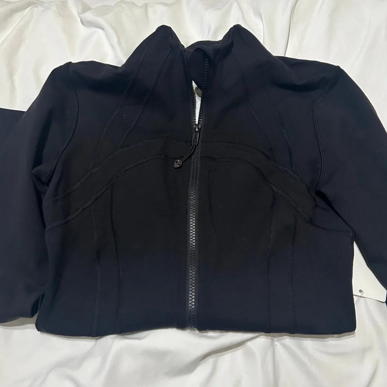 Lulú defined jacket black size 8 - Depop