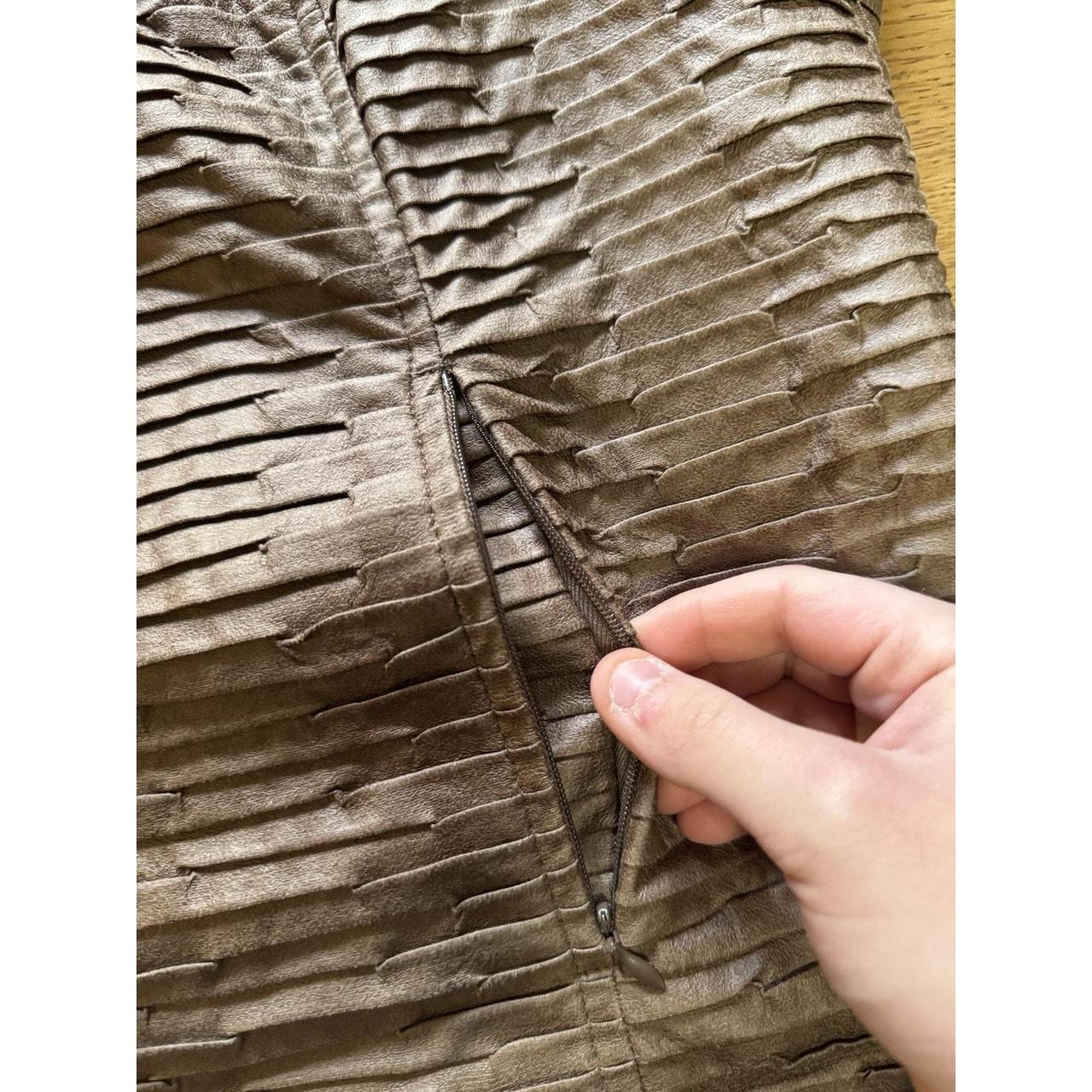 Source Unknown Women's Jacket - Brown – This vest… - image 6