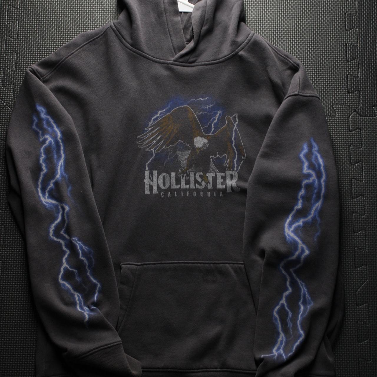 Hollister eagle hoodie 2nd pic color is very