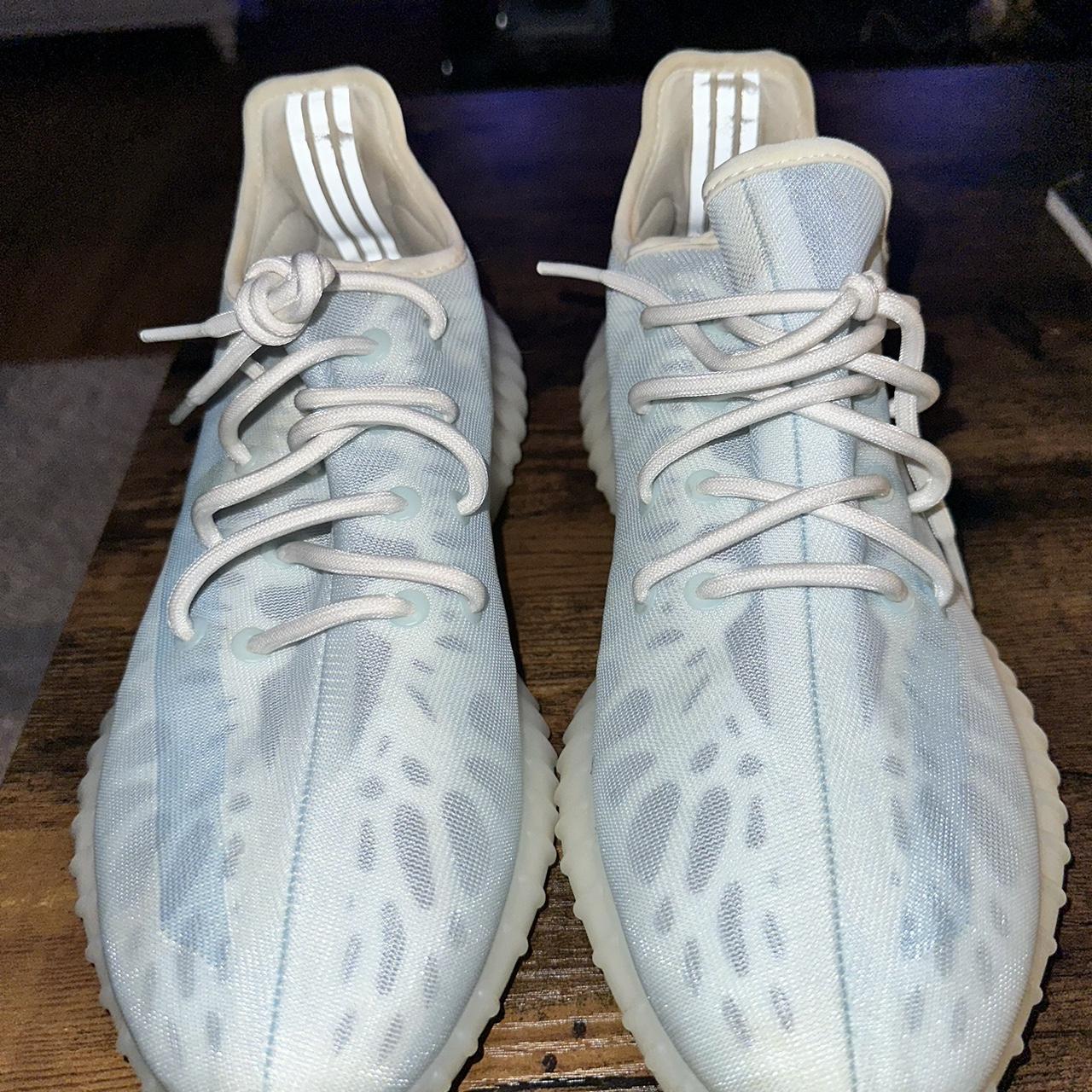 yeezy 350 mono ice sizing
