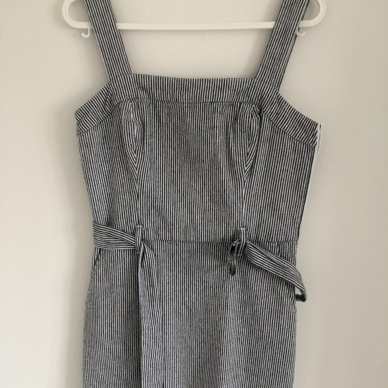 Hollister pinafore top