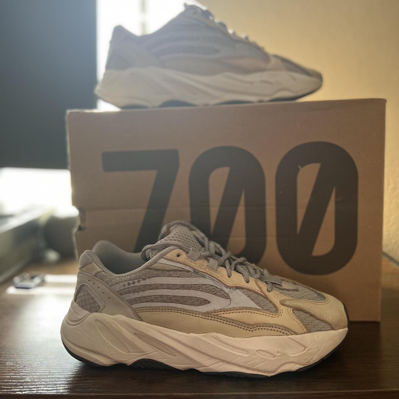 Yeezy 700 V2 Cream Price 60 Size 8 Condition Depop