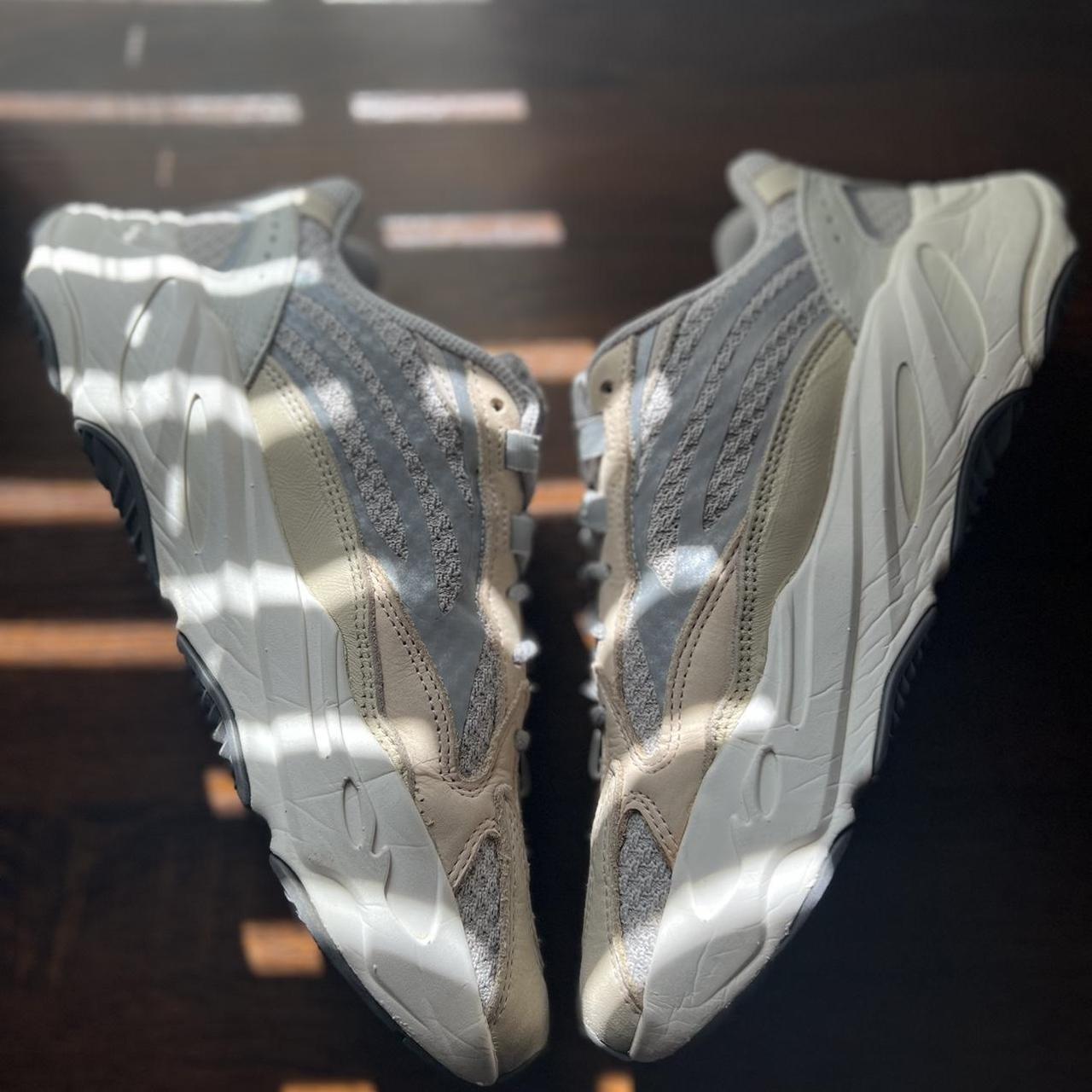 yeezy 700 v2 cream price