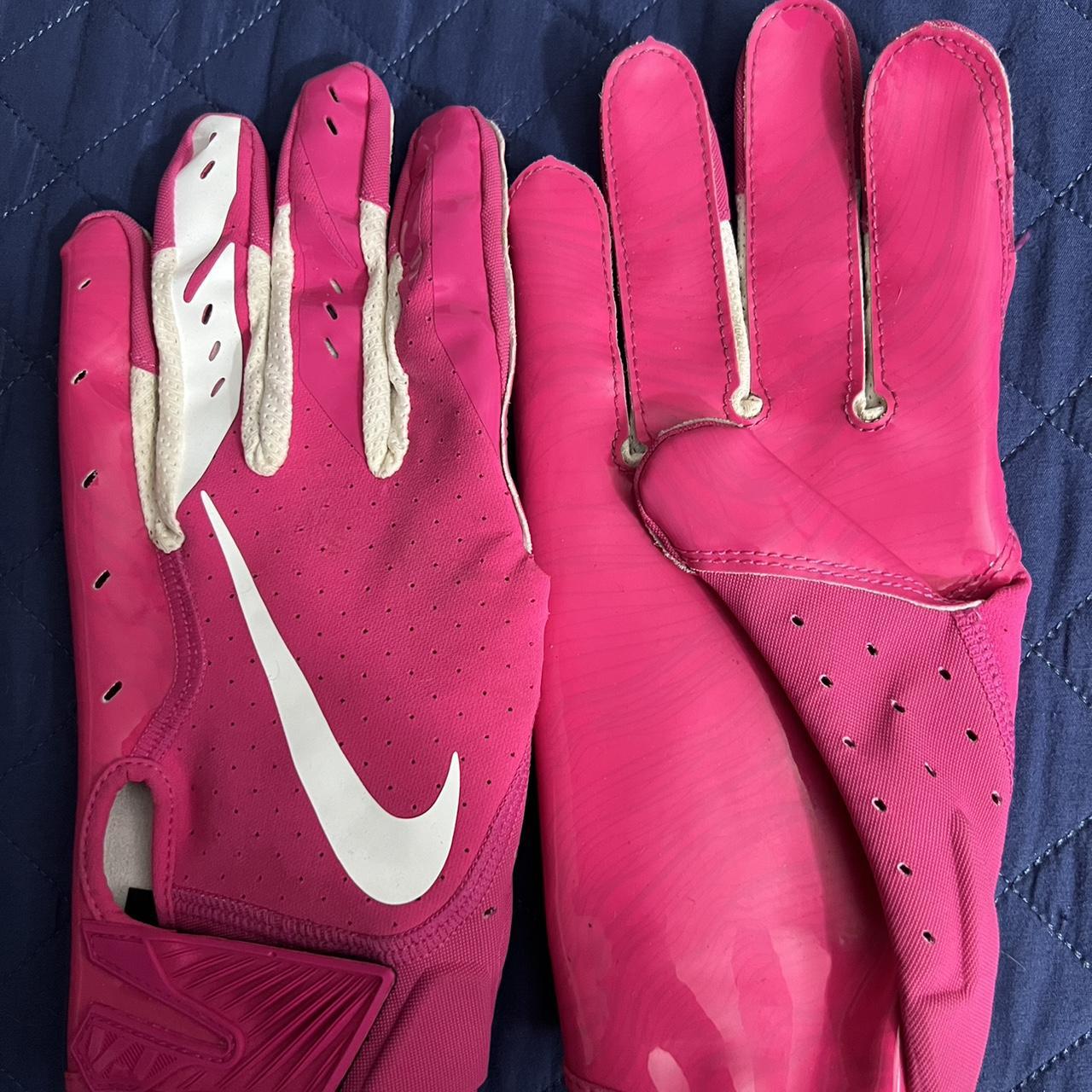 Nike breast cancer clearance gloves