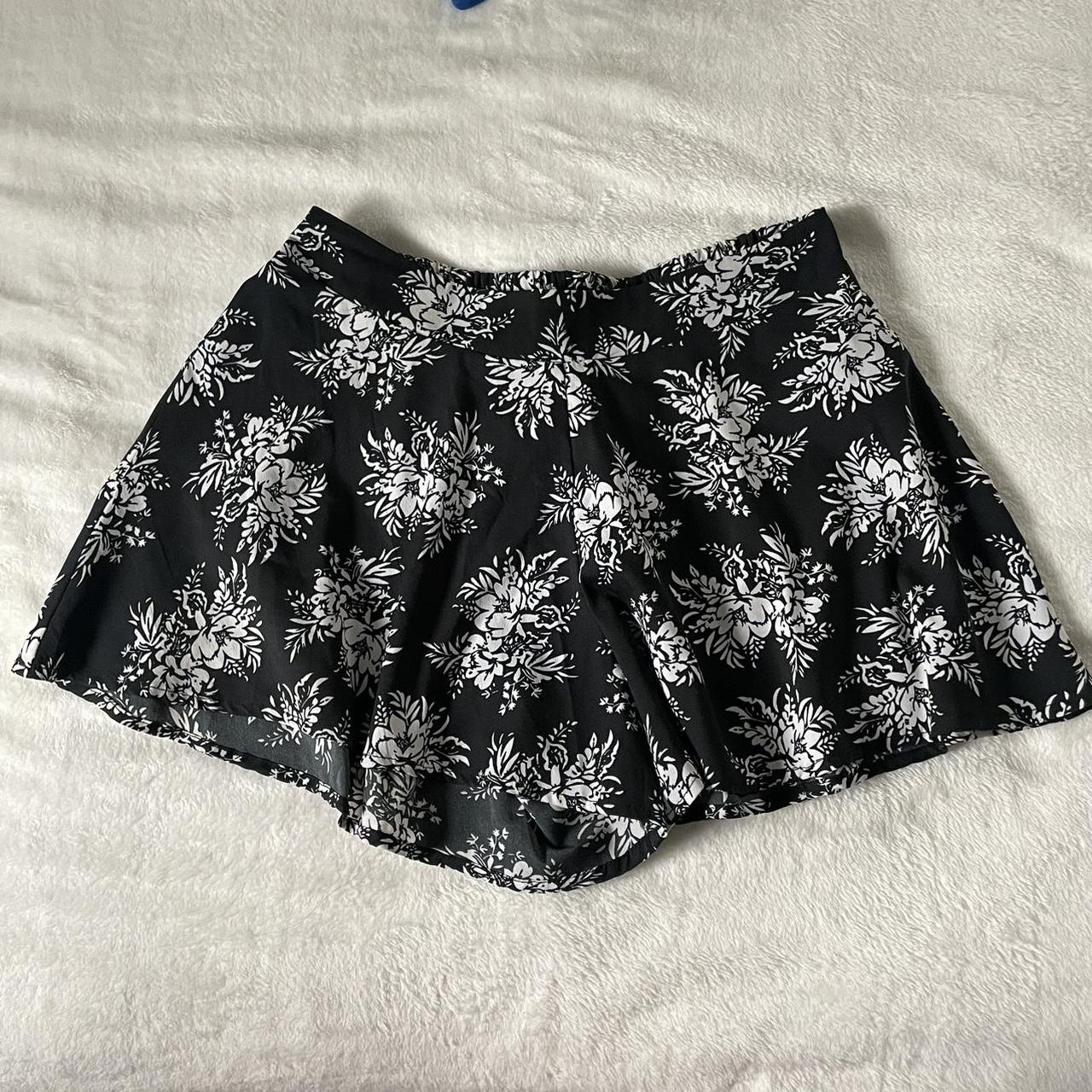 Floral flowy shorts Worn a good amount but still in. Depop