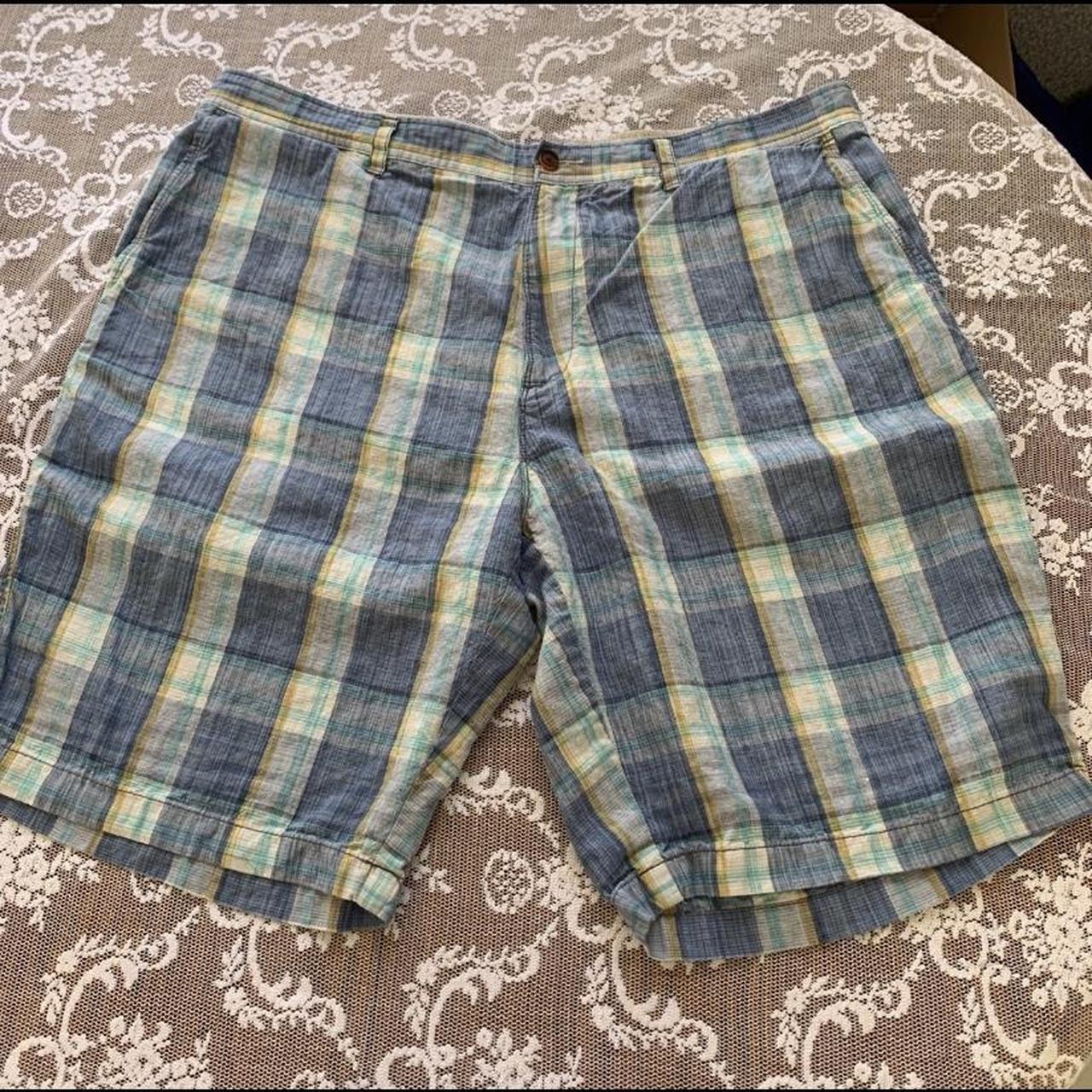 Tommy Bahama Plaid Madras Shorts no flaws - Depop