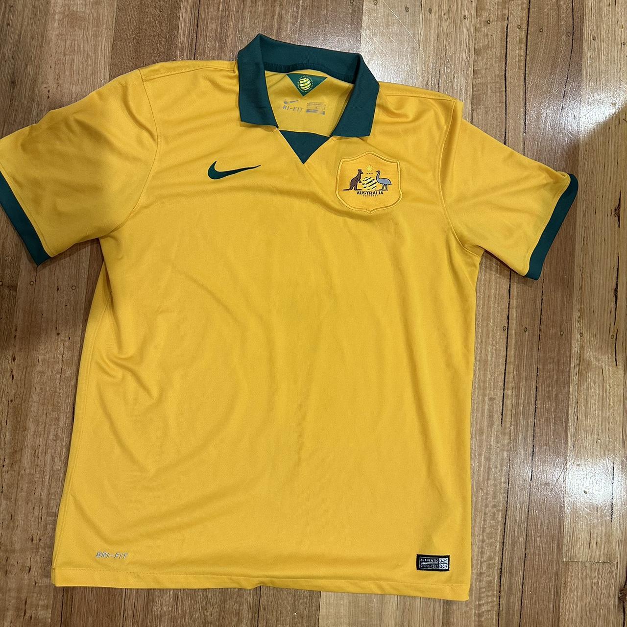 AUSTRALIAN SOCCEROOS NIKE WORLD CUP Jersey Home Mens... Depop