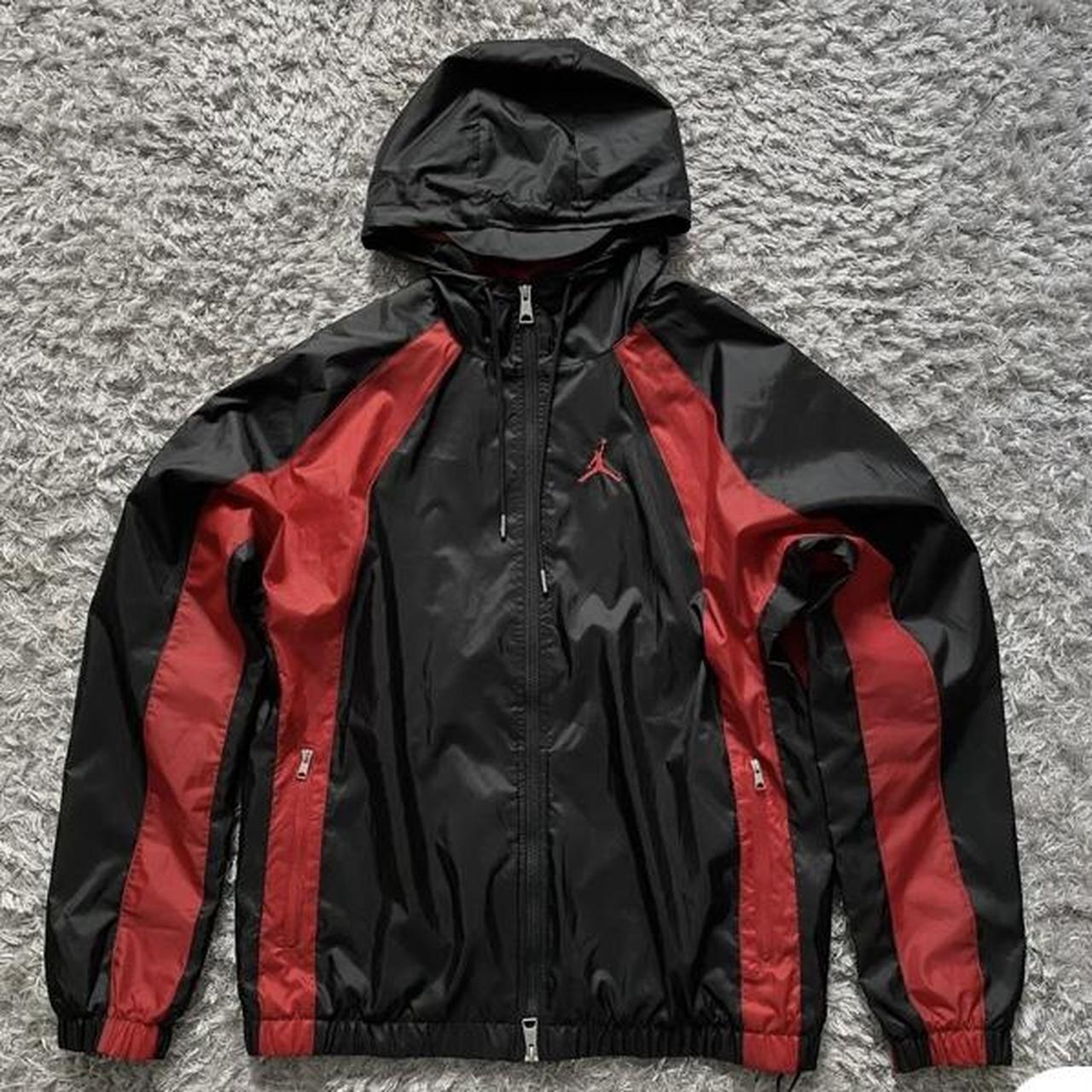 Jordan hotsell windbreaker red