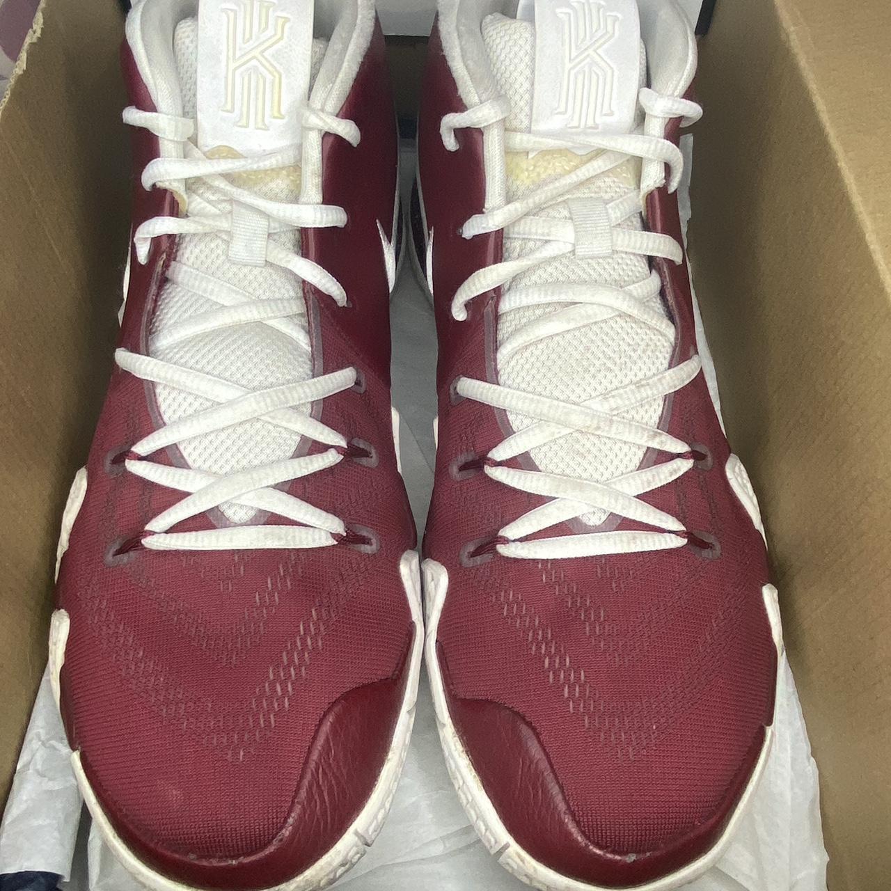 Kyrie hot sale 5 maroon