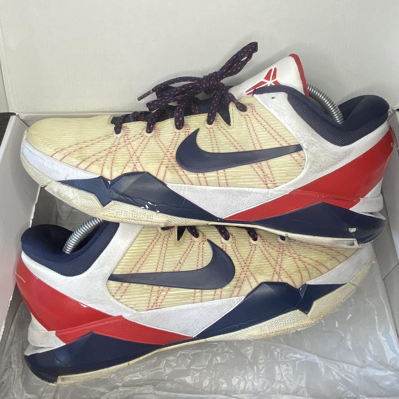 size 7 nike kobe shoes