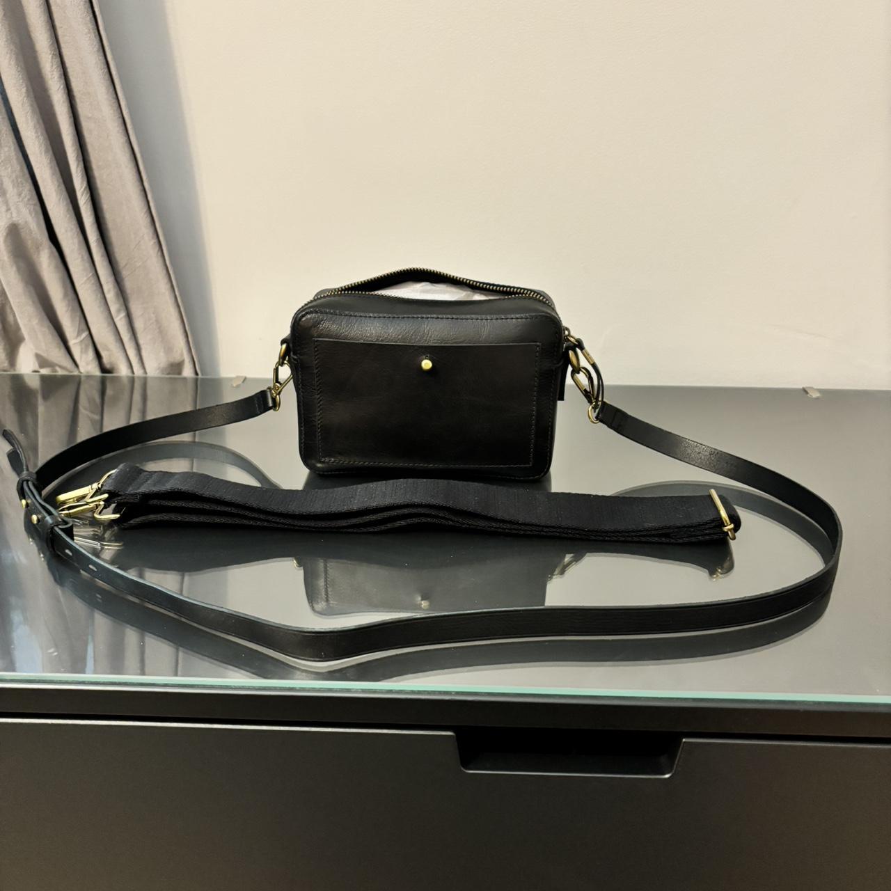 Madewell The Transport Camera True