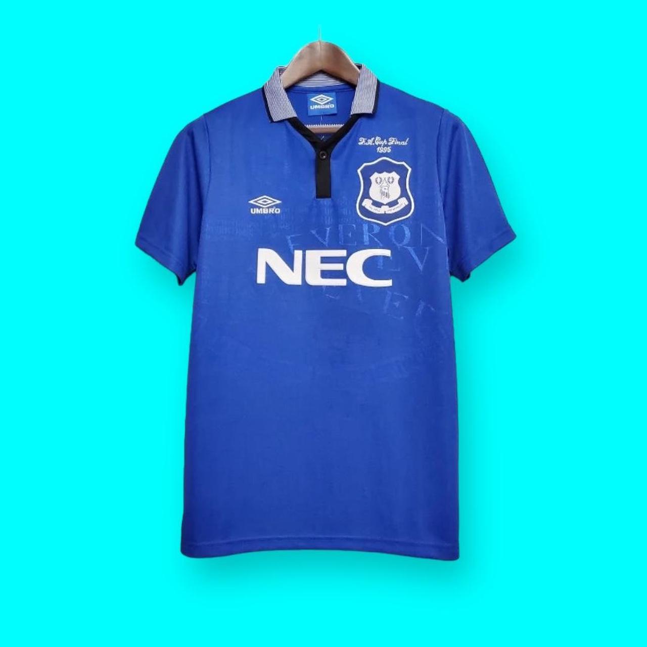 Depop retro 2024 football shirts