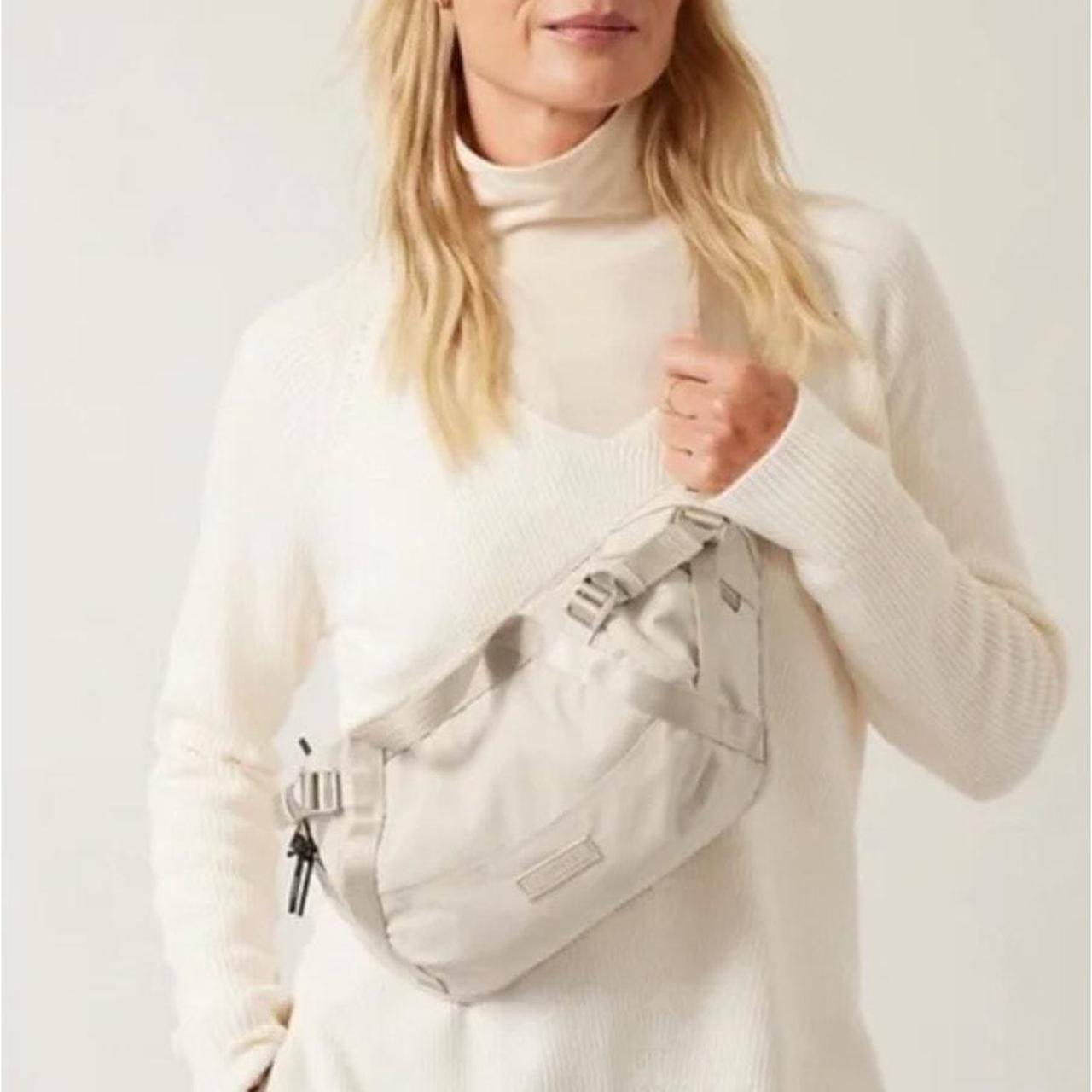 Fanny pack athleta best sale