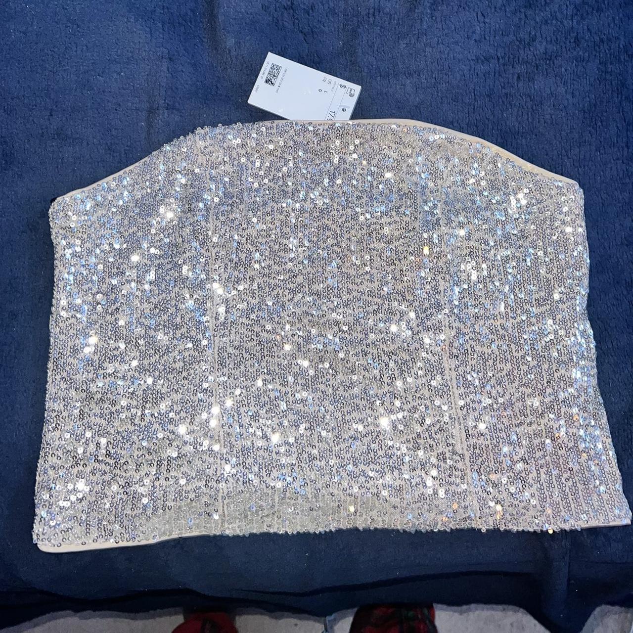 never worn! cropped shiny gold zip up sequin... - Depop