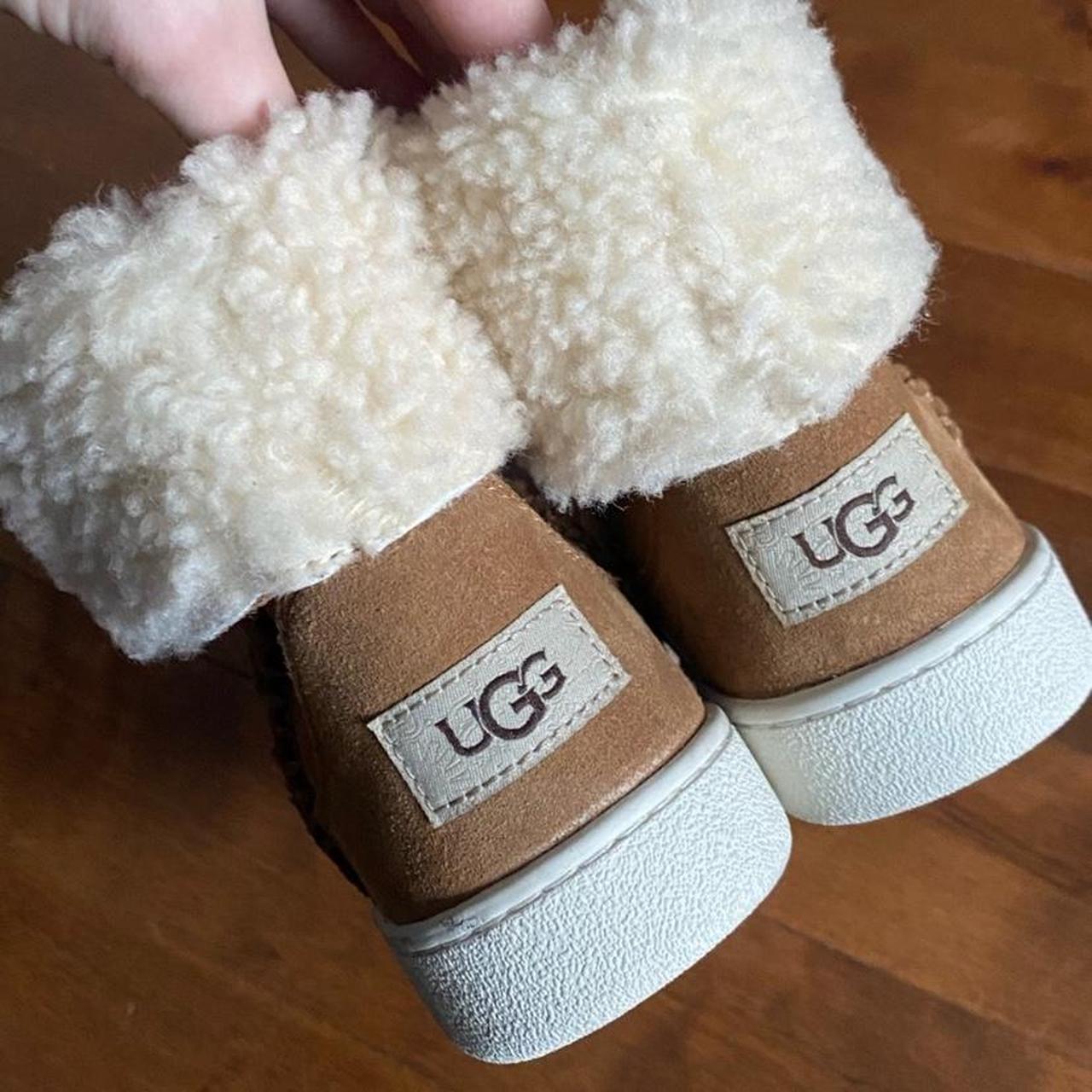 Ugg Mika nwots size 6.5 Fold over Sherpa boots Has a. Depop