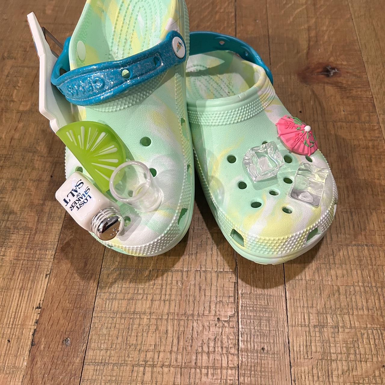 Ladies Jimmy Buffet Margarita Crocs Womens Size 7 /... - Depop