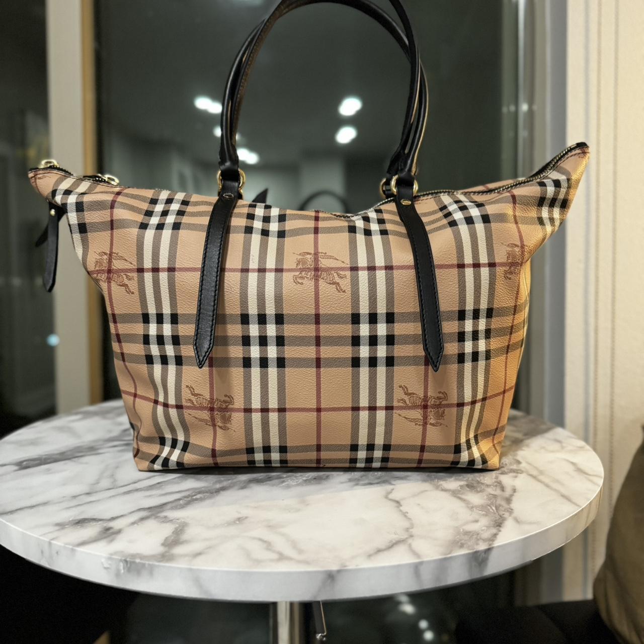 Burberry salisbury store tote