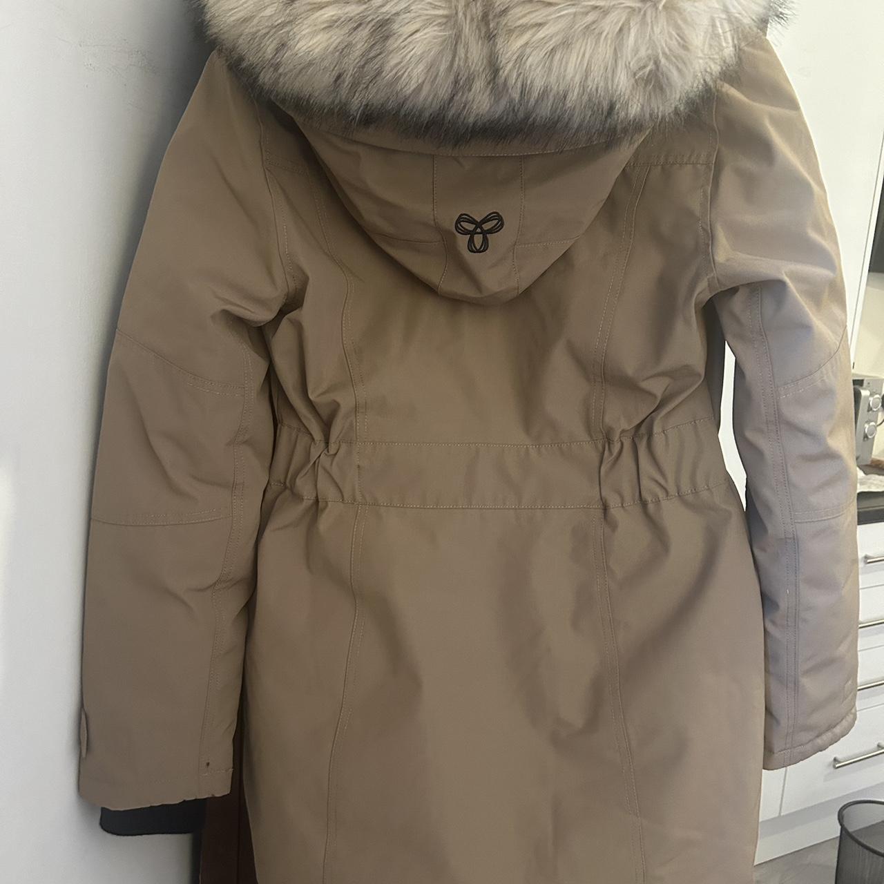 Aritzia TNA goose down parka BNWT Size S Depop
