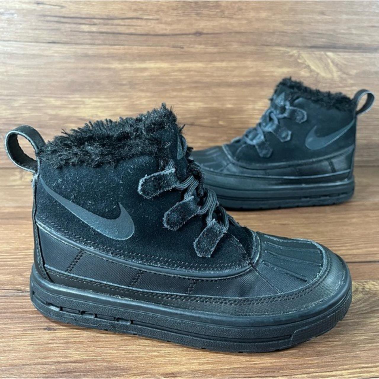 Nike winter fashion sneaker boots