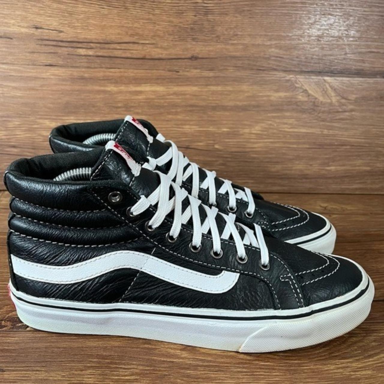 Vans sk8 black leather hotsell
