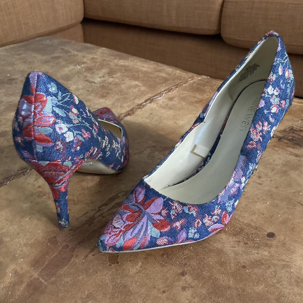 Blue and pink brocade floral heels with a 4