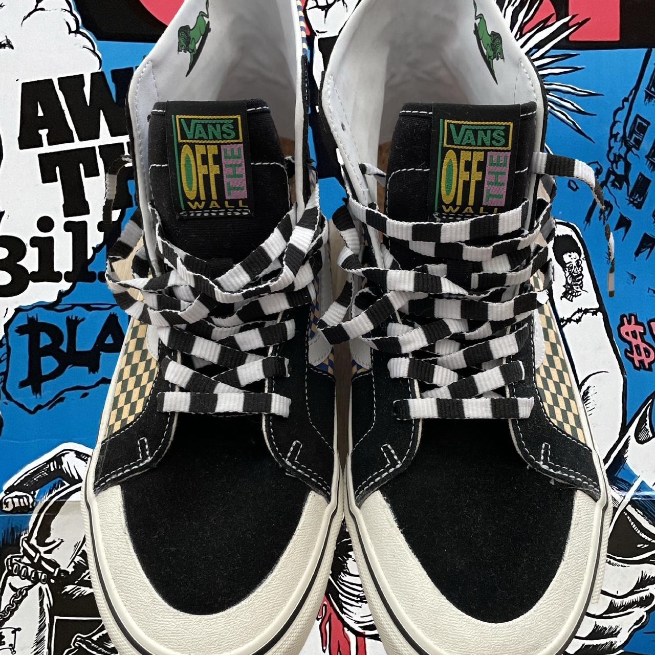 Dizzy checkerboard vans best sale