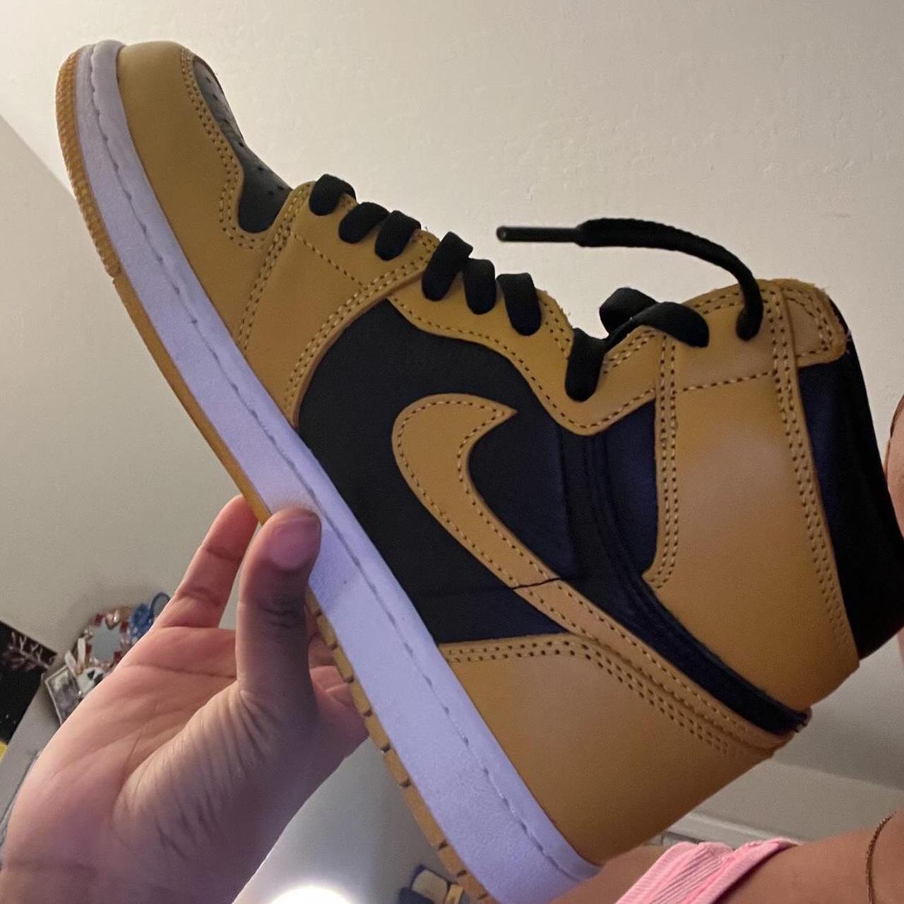 the pollen 1s