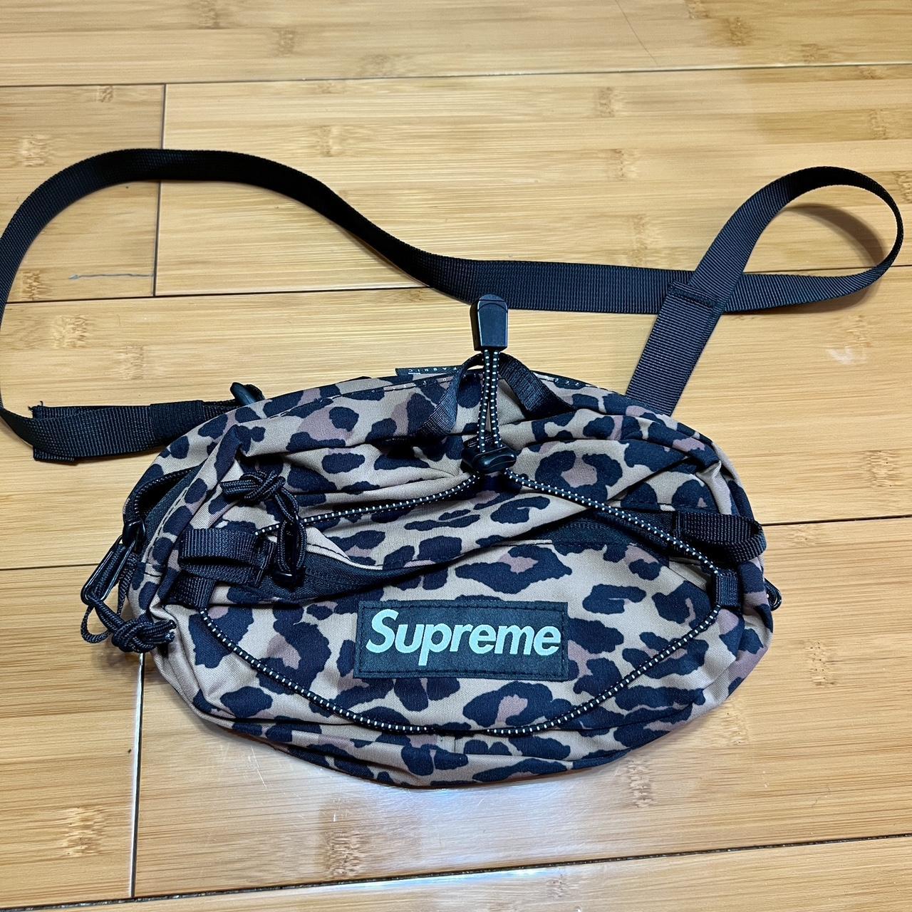 Supreme fanny 2024 pack leopard