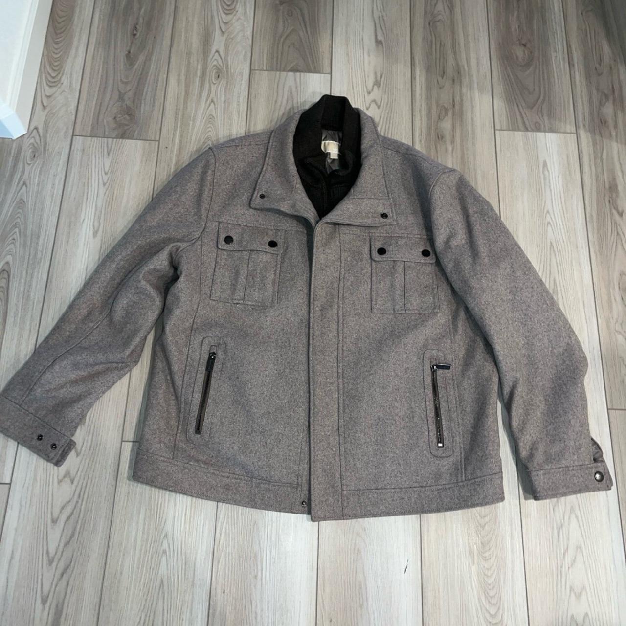 item listed by itzxsunshine